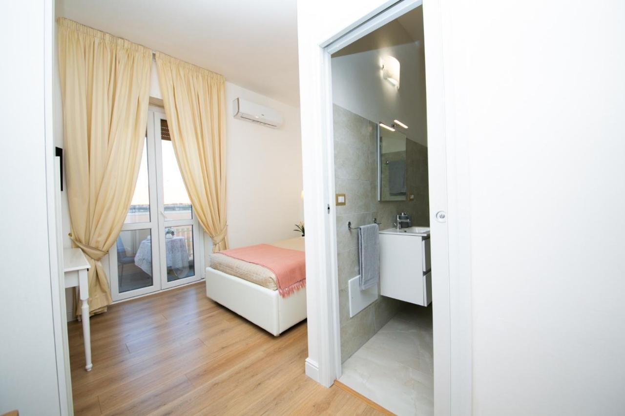 Viale Italia Boutique Rooms Сасари Екстериор снимка