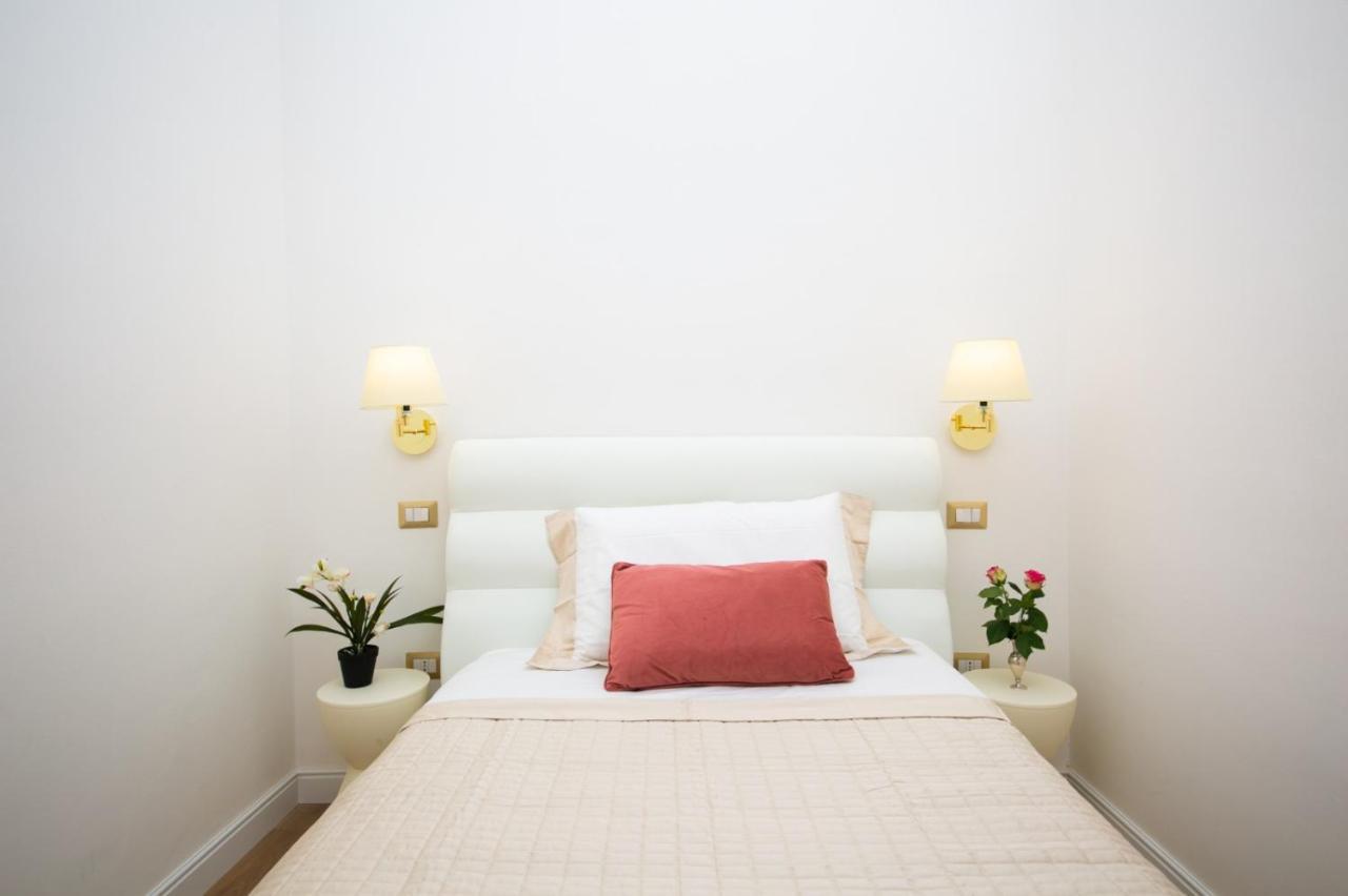 Viale Italia Boutique Rooms Сасари Екстериор снимка
